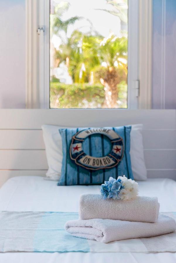Tequila Sunrise By Ezoria Villas Coral Bay Exterior foto