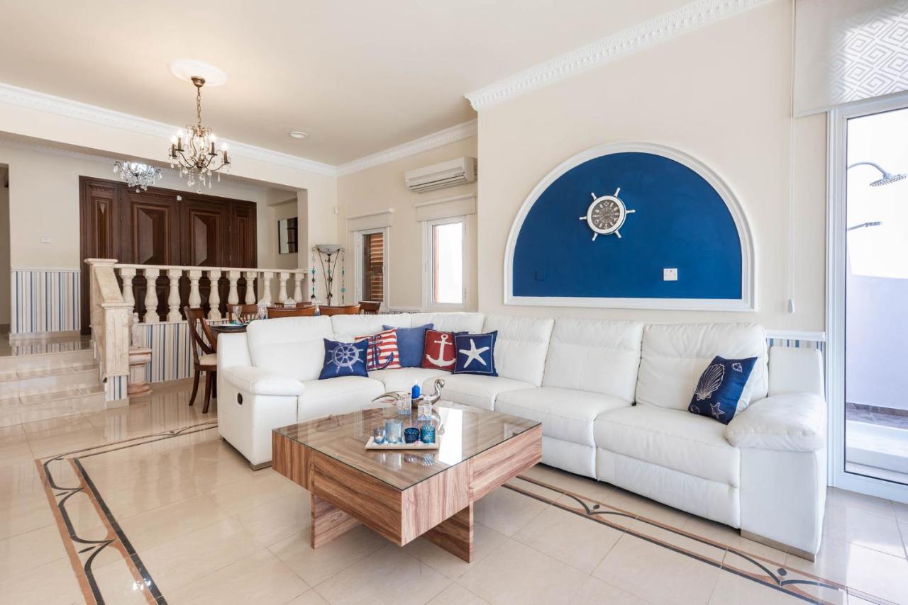 Tequila Sunrise By Ezoria Villas Coral Bay Exterior foto